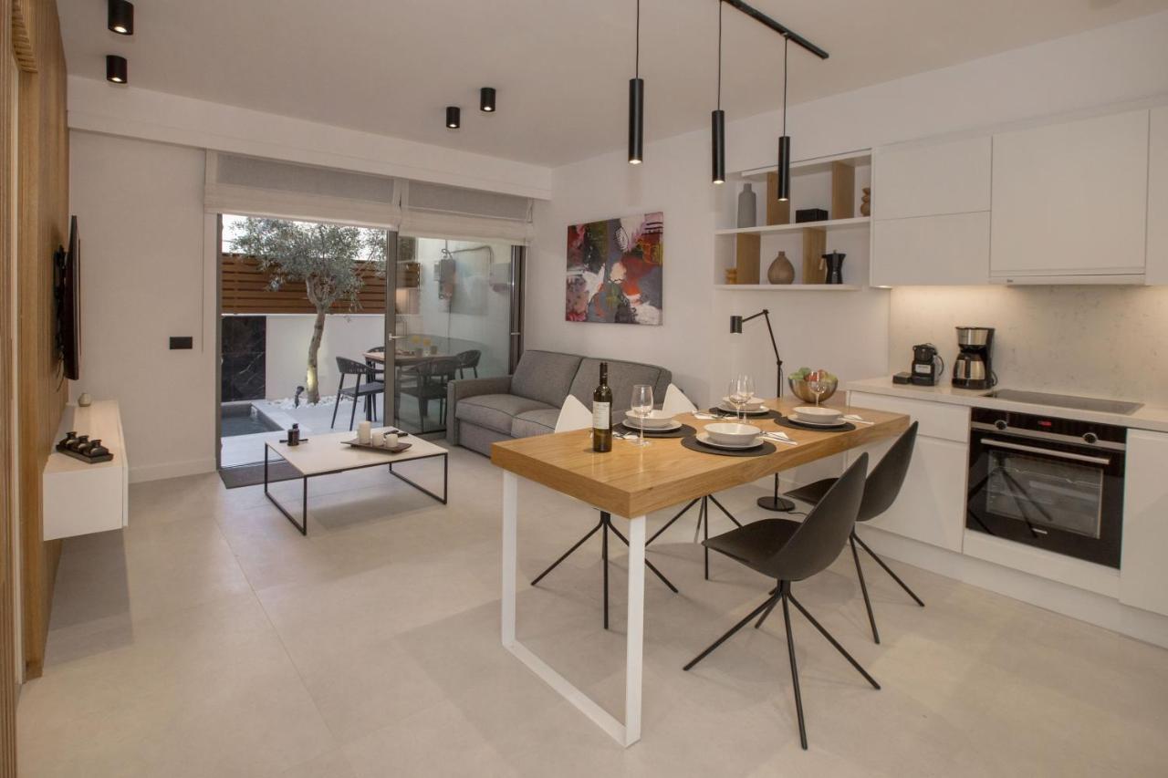 Acropolis Golden Suites By Ghh Atene Esterno foto