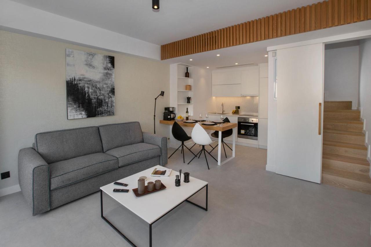 Acropolis Golden Suites By Ghh Atene Esterno foto